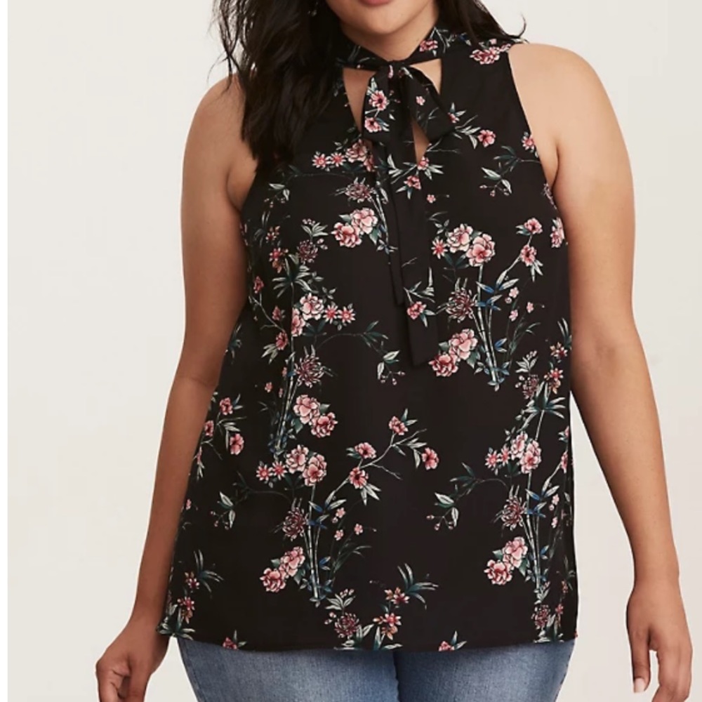 Torrid Floral print Georgette tie neck blouse